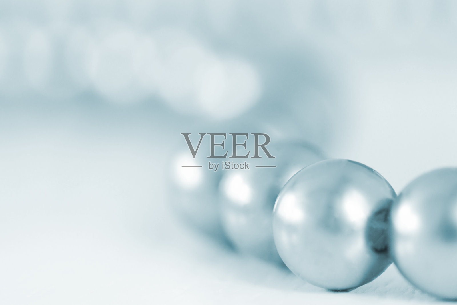 蓝色淡雅珍珠背景软焦点照片摄影图片