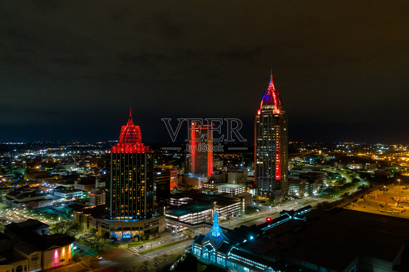 晚上的移动照片摄影图片