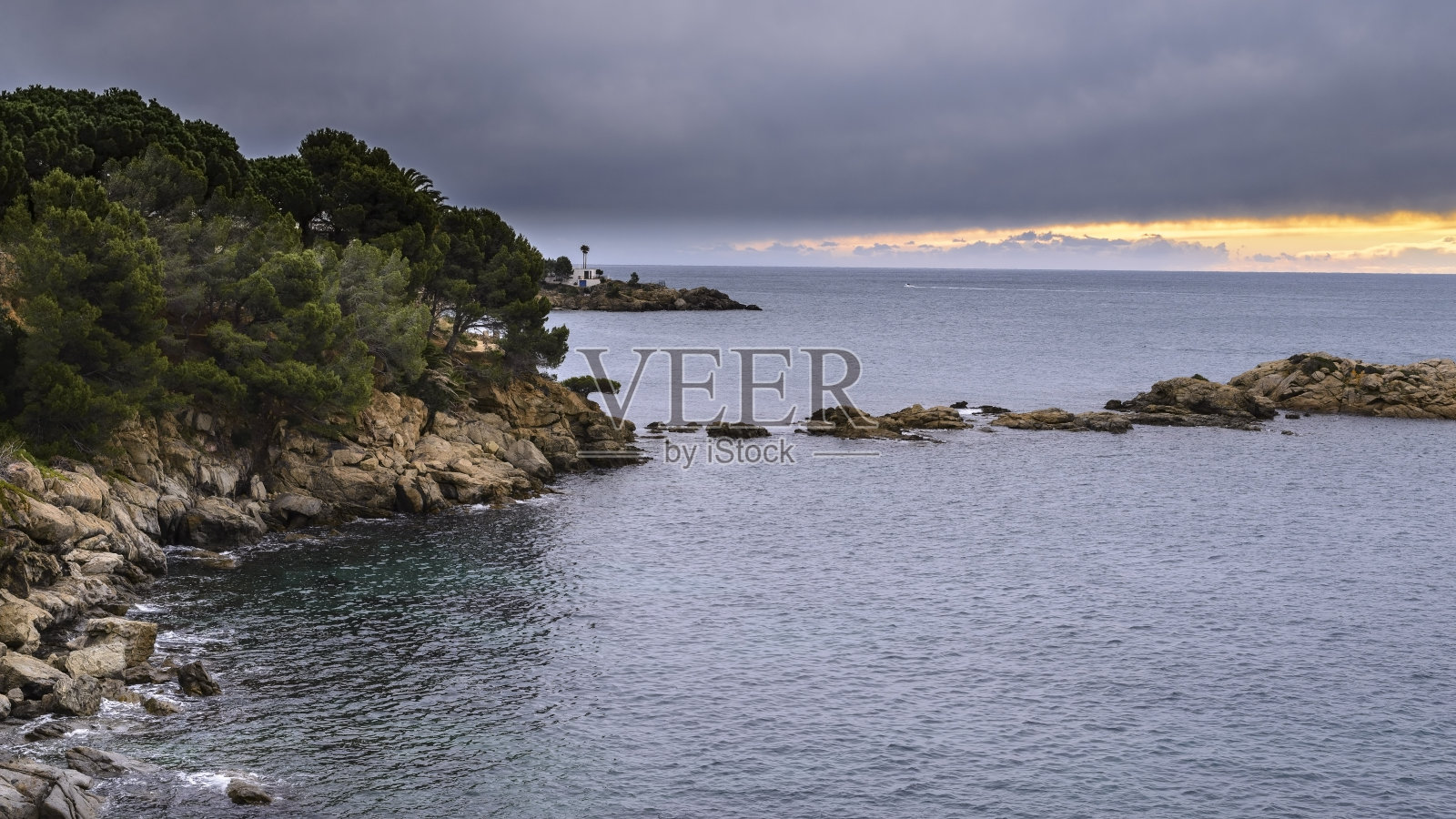 壮观的西班牙布拉瓦海岸地中海风光照片摄影图片