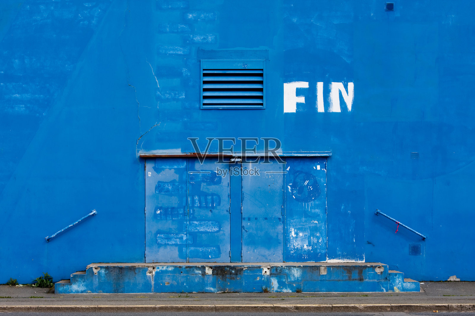 工厂的门关闭照片摄影图片