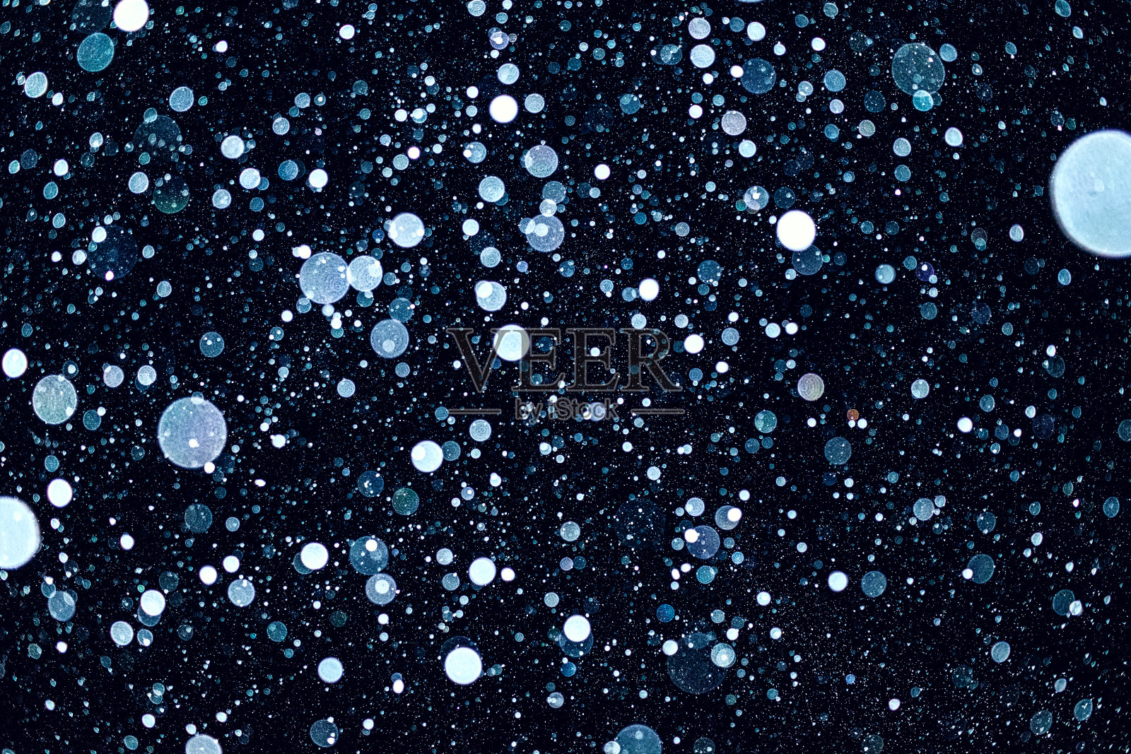 飘落的雪花照片摄影图片