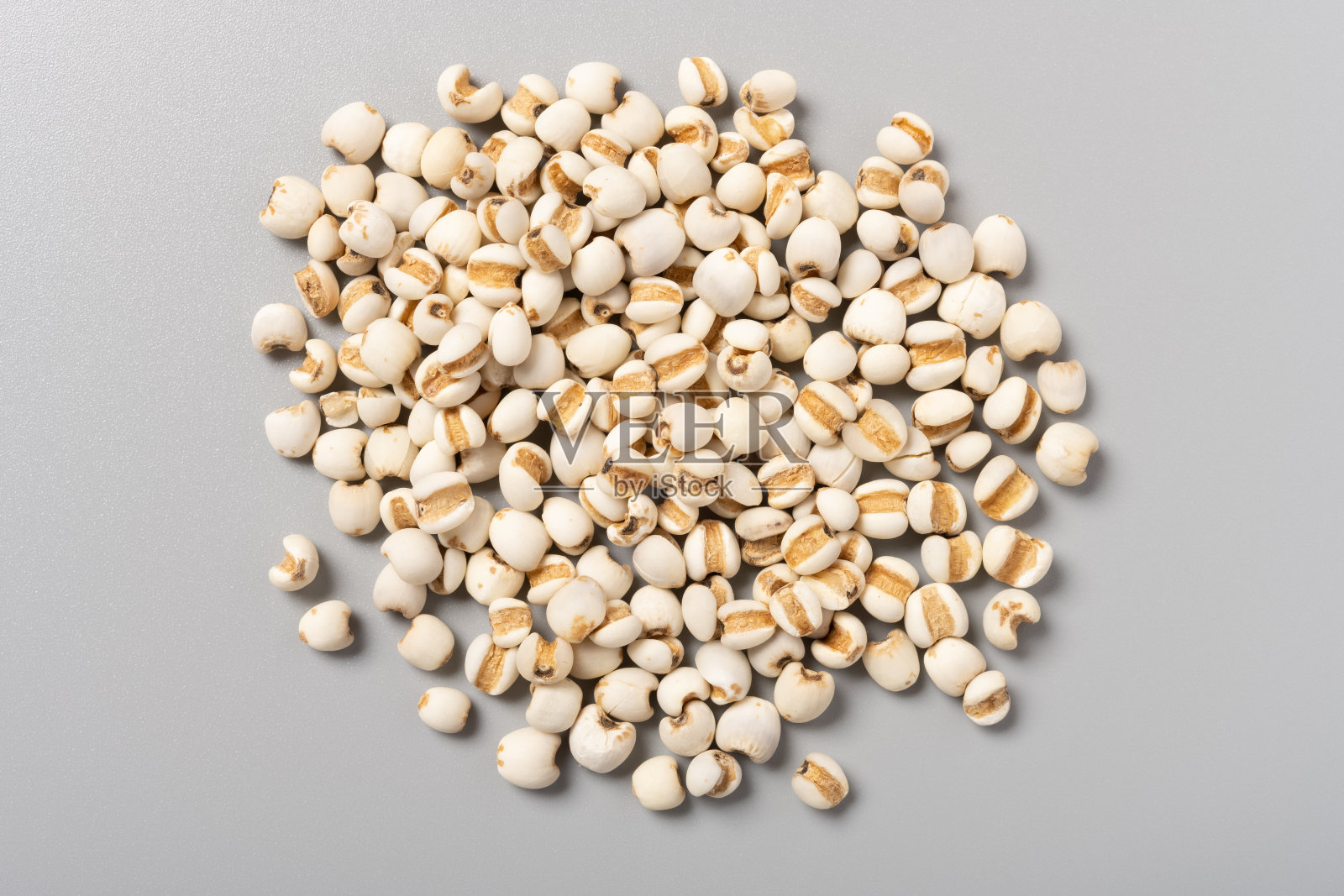 俯视图草药依依仁或薏苡仁或马源薏仁照片摄影图片