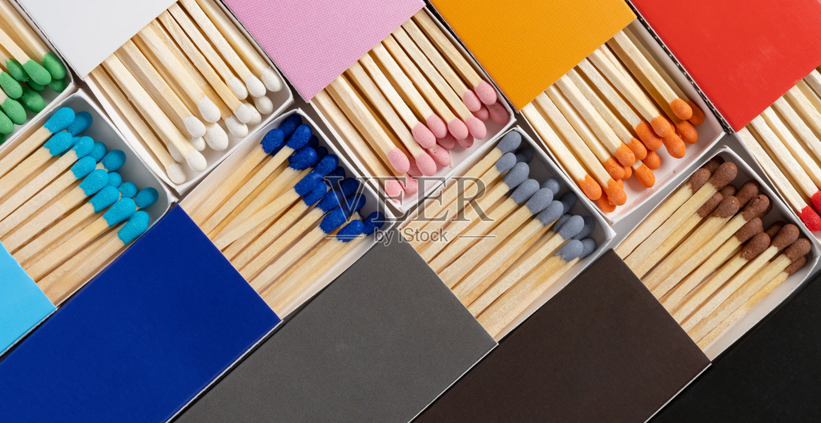 顶视图多色火柴盒照片摄影图片