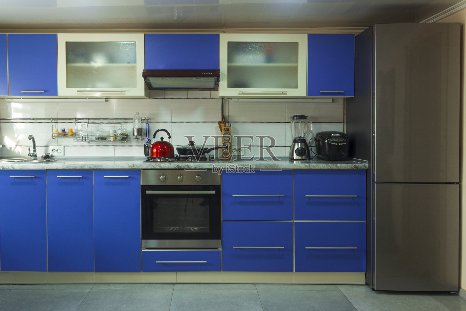 室内现代舒适的厨房照片摄影图片