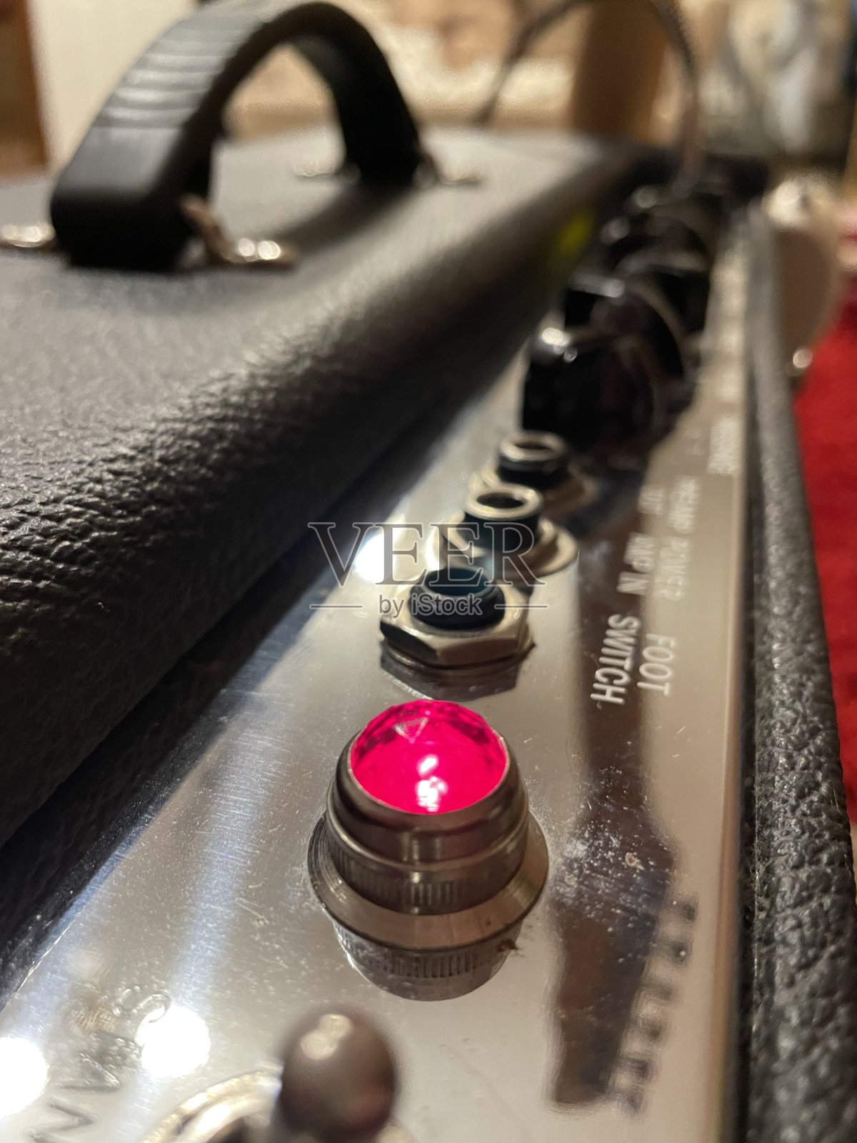 放大器开关和电线照片摄影图片