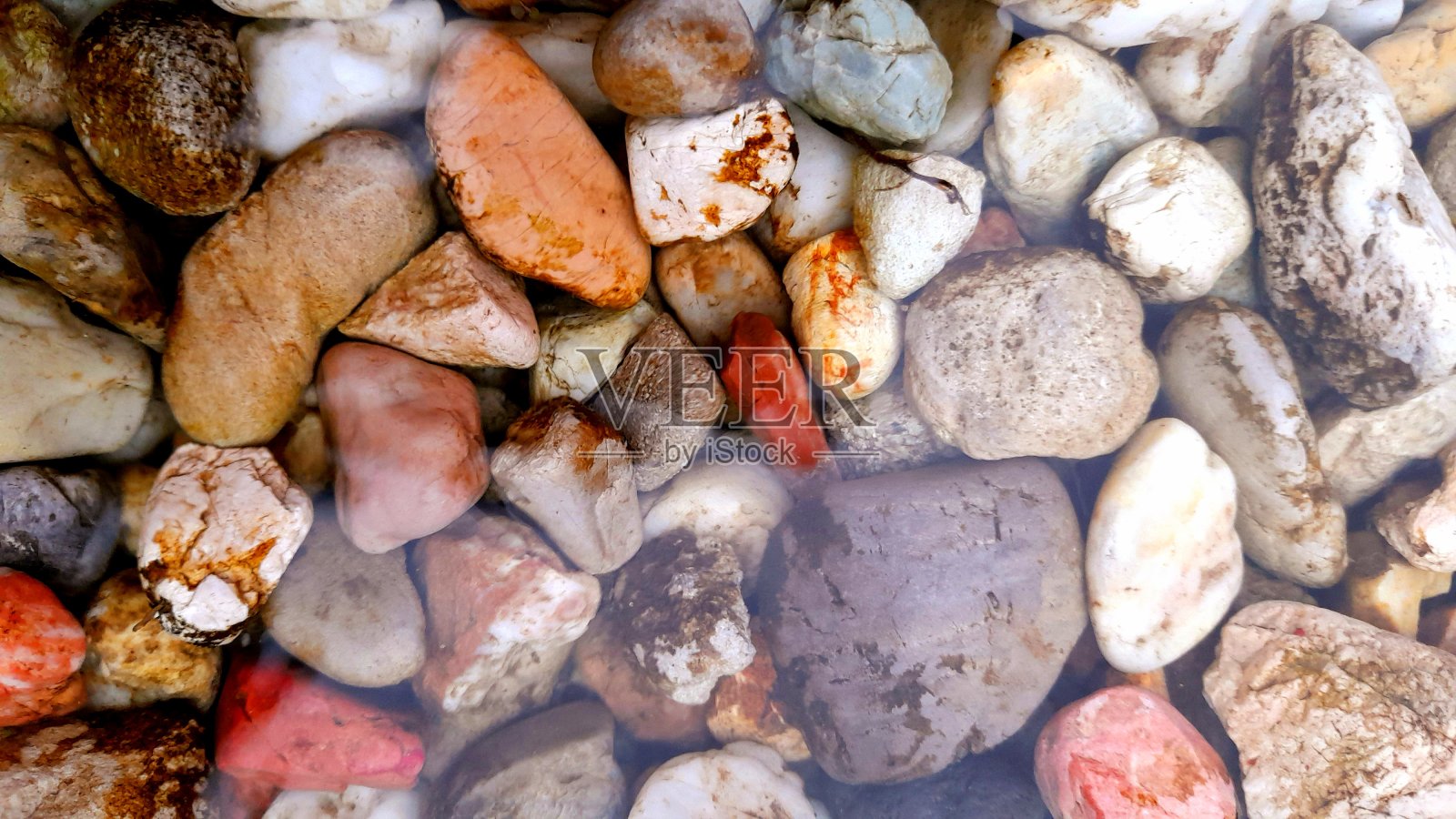 浅水砾石照片摄影图片