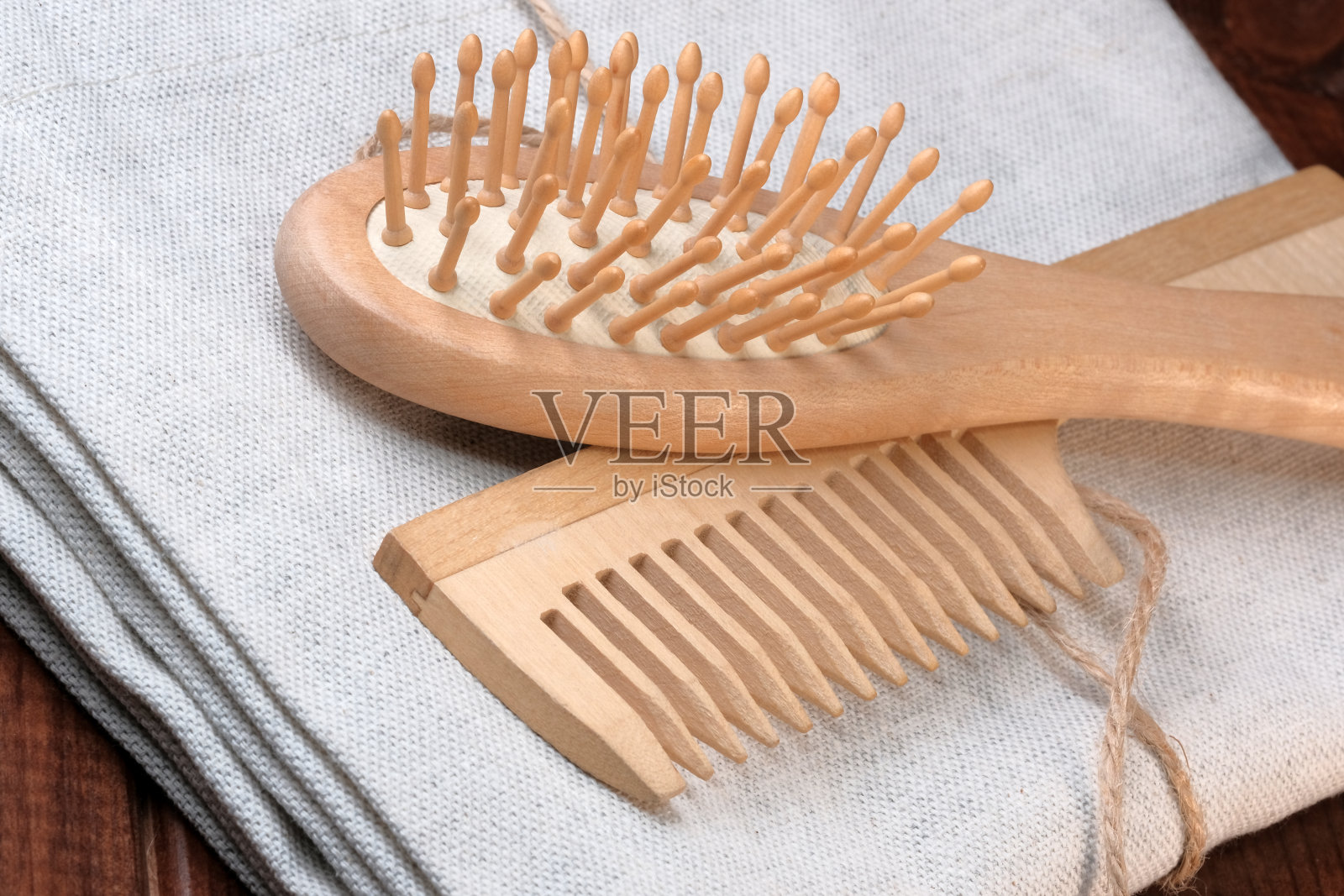 木制按摩梳照片摄影图片