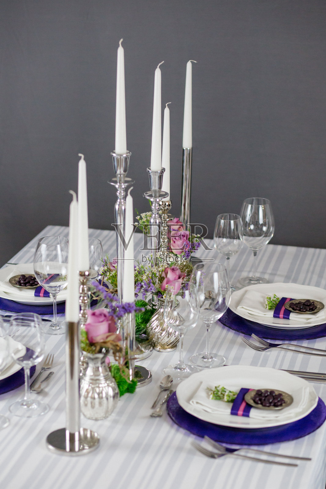 庆祝/婚礼用的时尚桌子装饰照片摄影图片