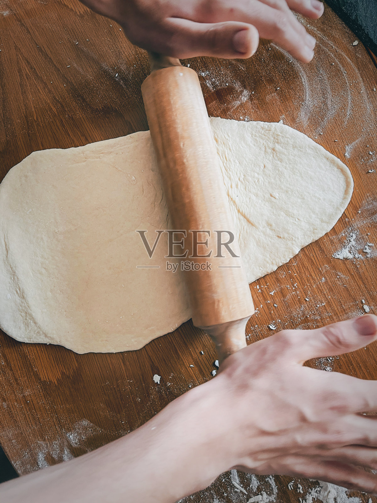 手让面团照片摄影图片