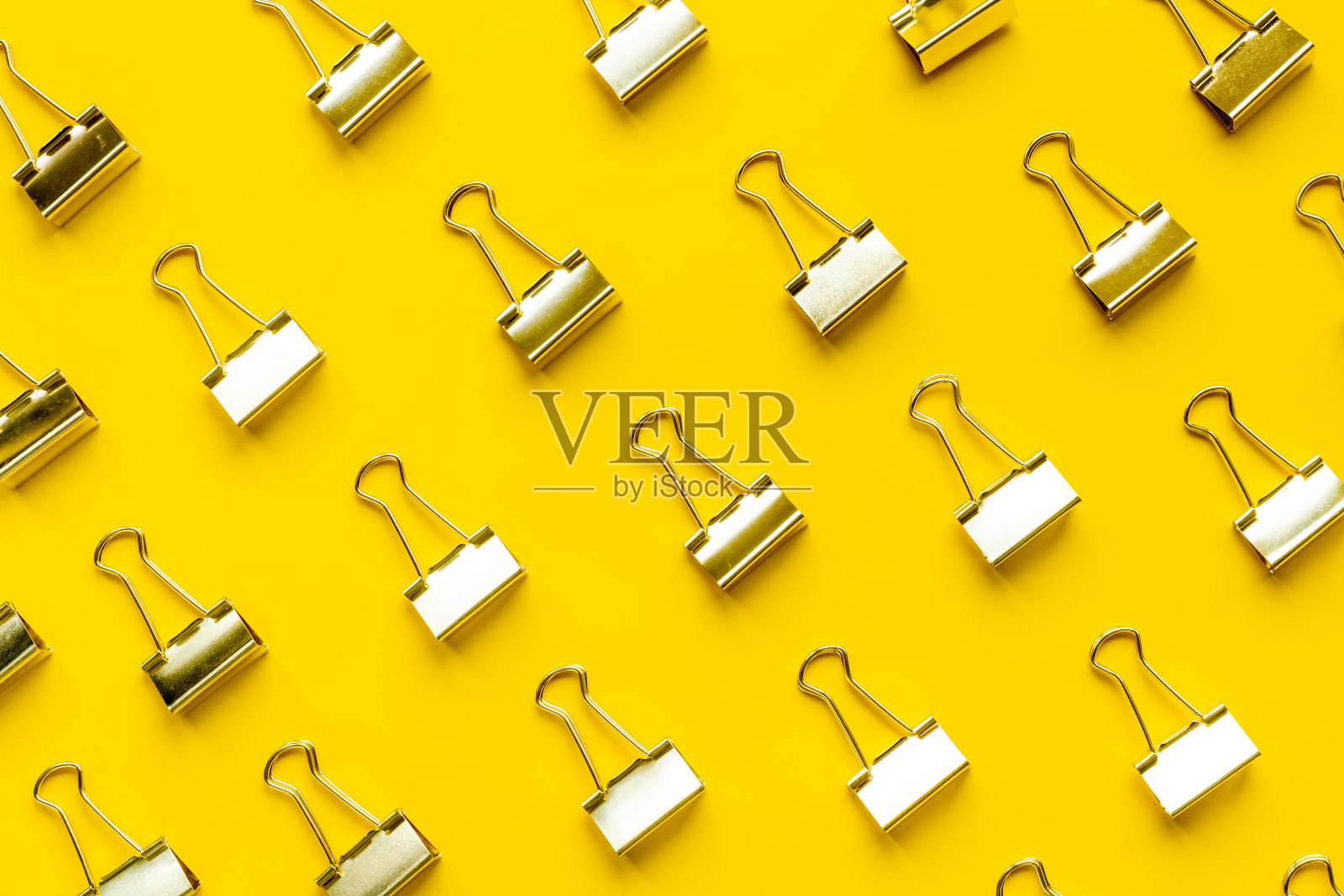 文具的模式。纸夹夹俯视图照片摄影图片