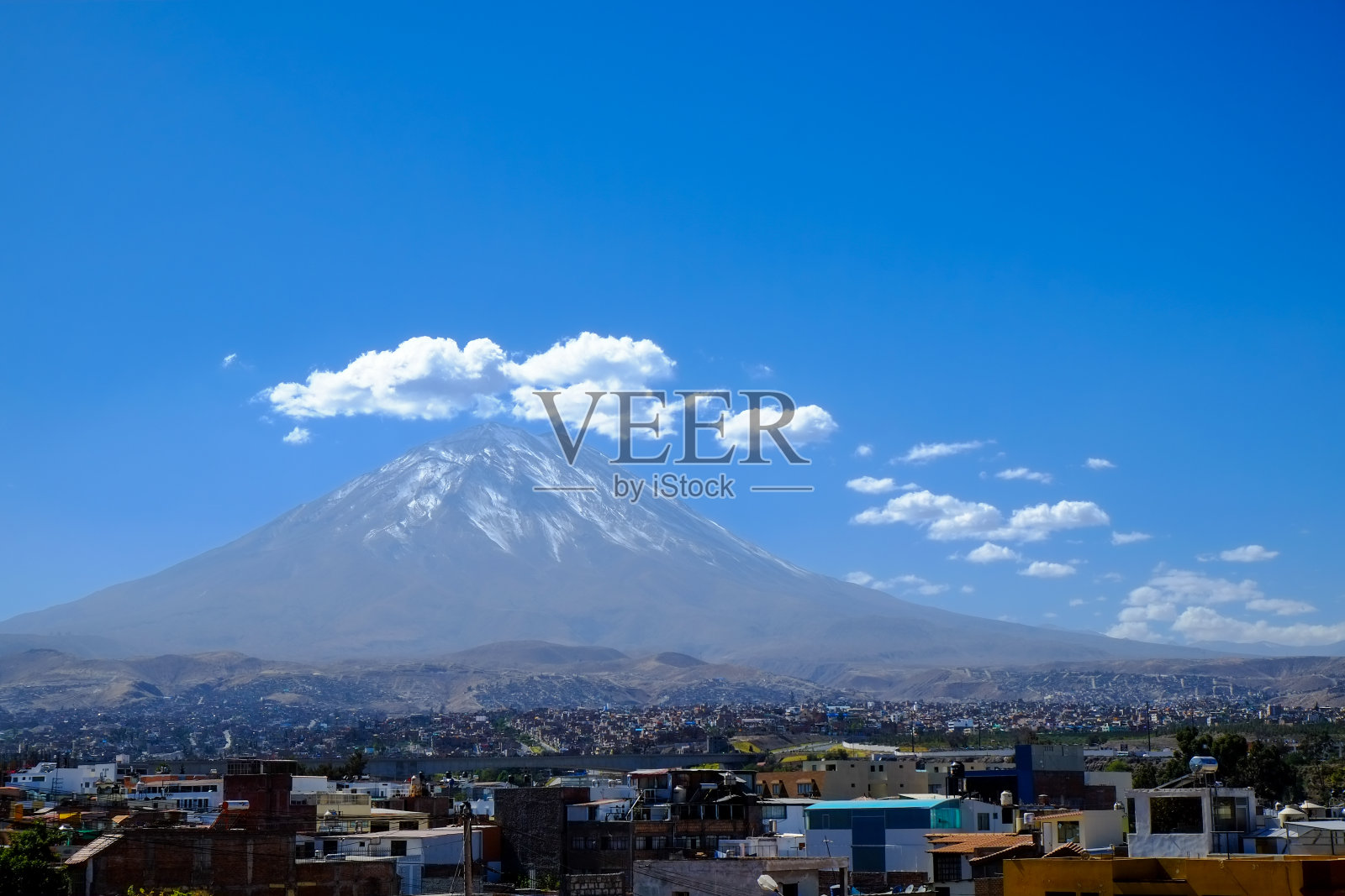 雾山照片摄影图片