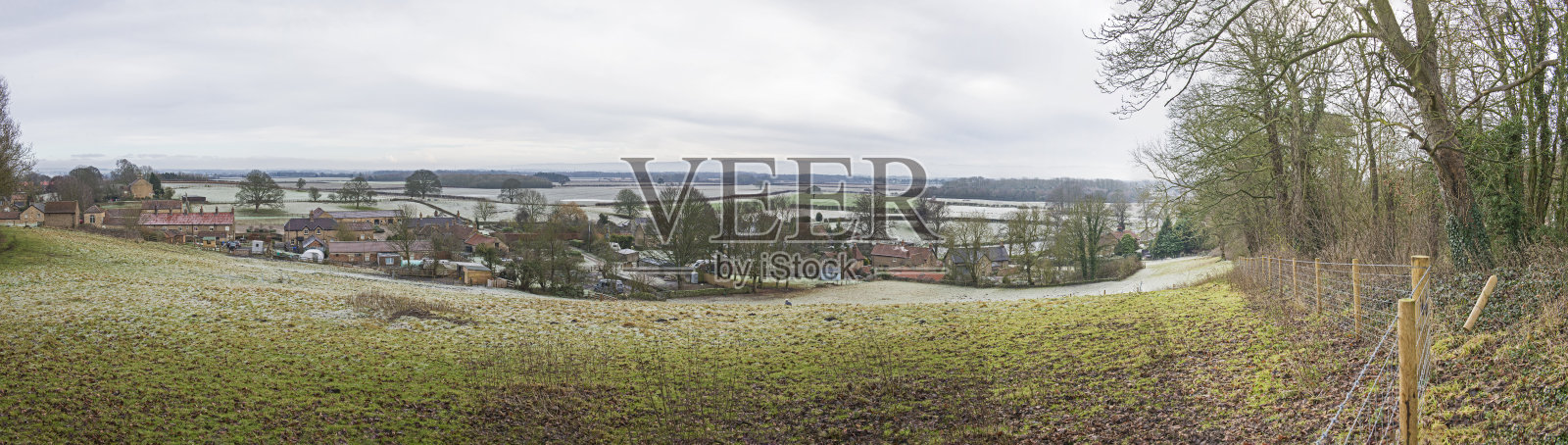 英国乡村景色的全景照片摄影图片