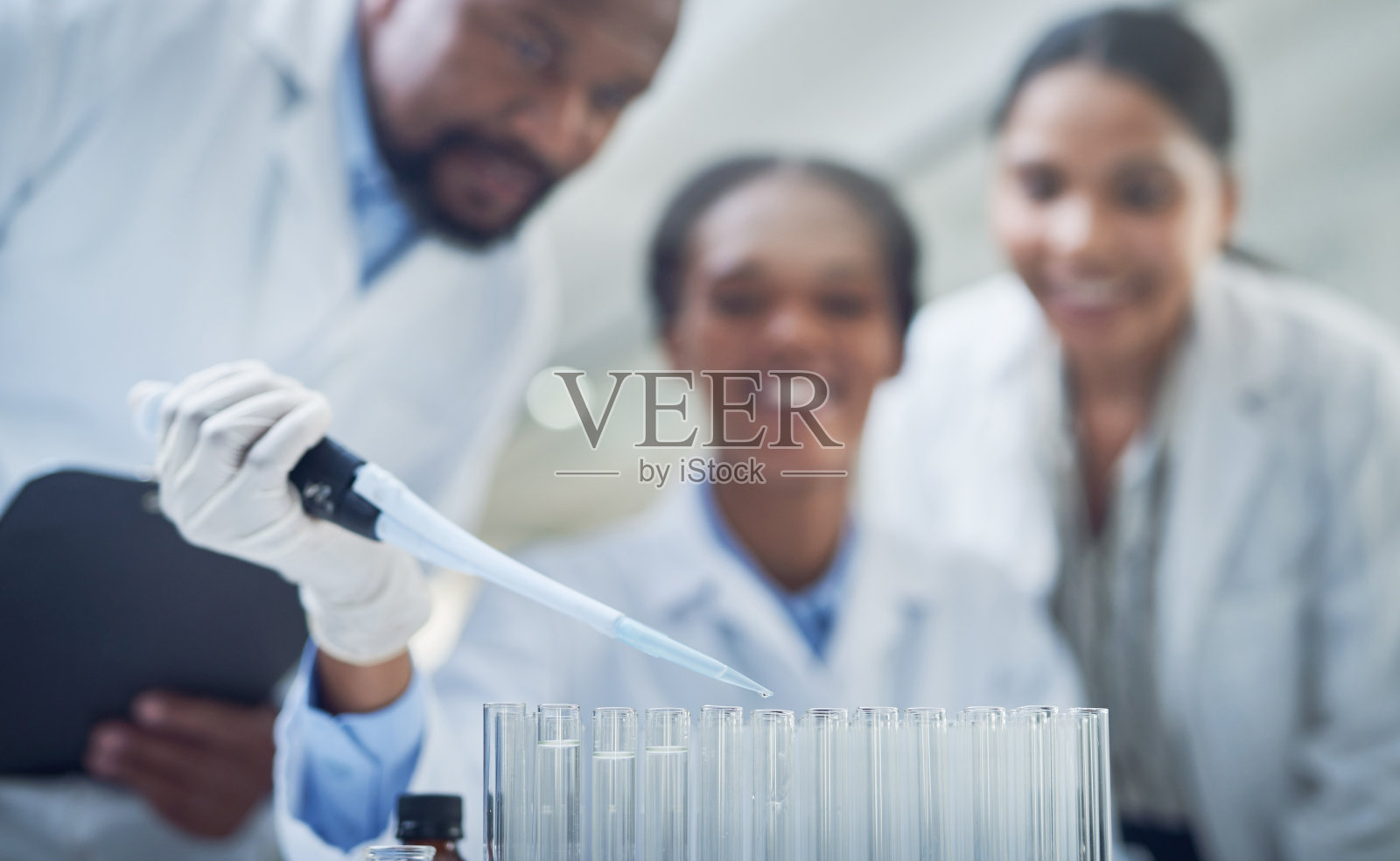 行动是找到治愈方法的第一步照片摄影图片