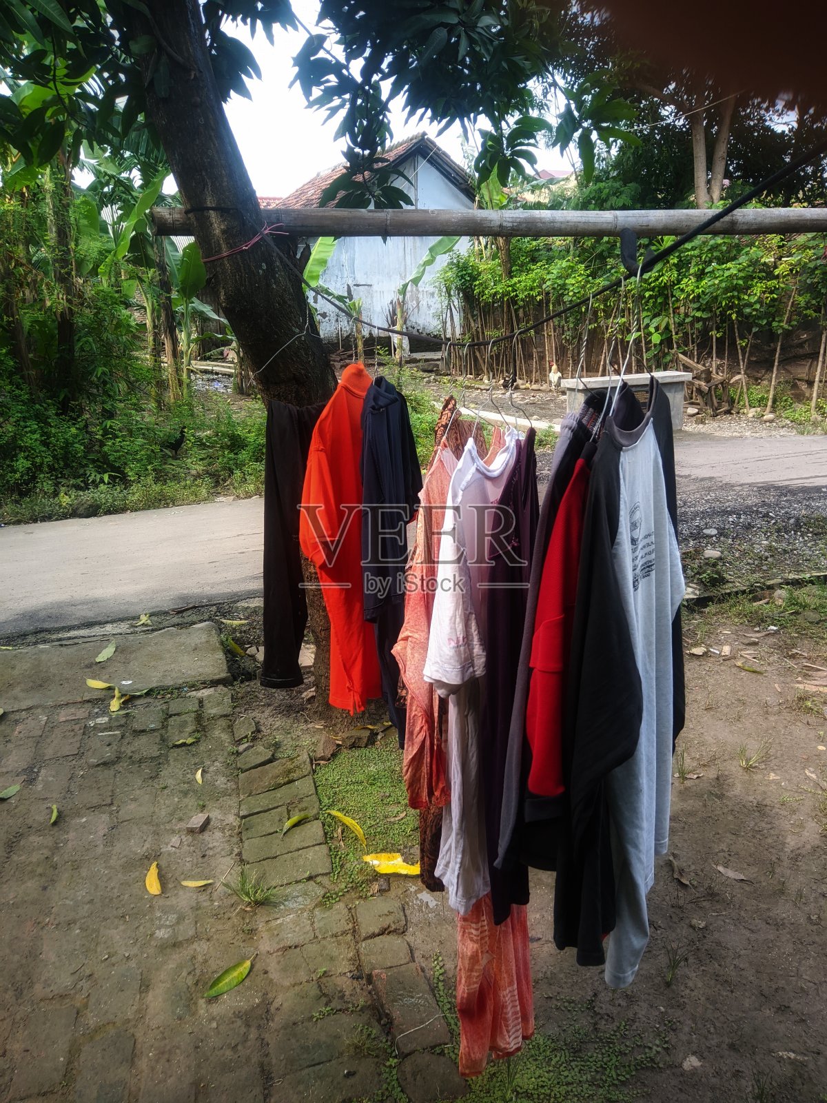 晾衣绳照片摄影图片