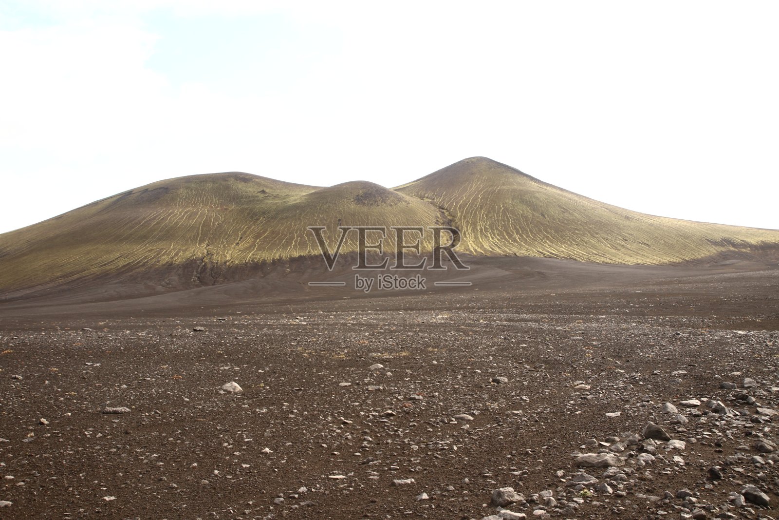 冰岛中心的青山照片摄影图片