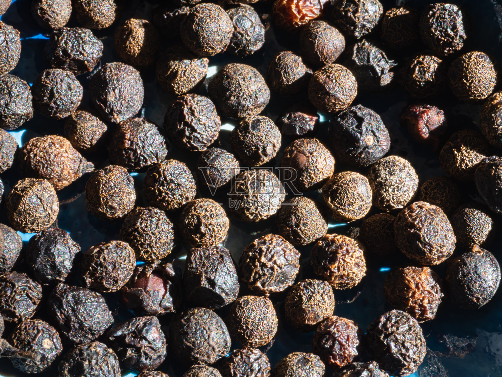 这是香料“玛高”的特写，带有胡椒和柠檬草的味道。照片摄影图片