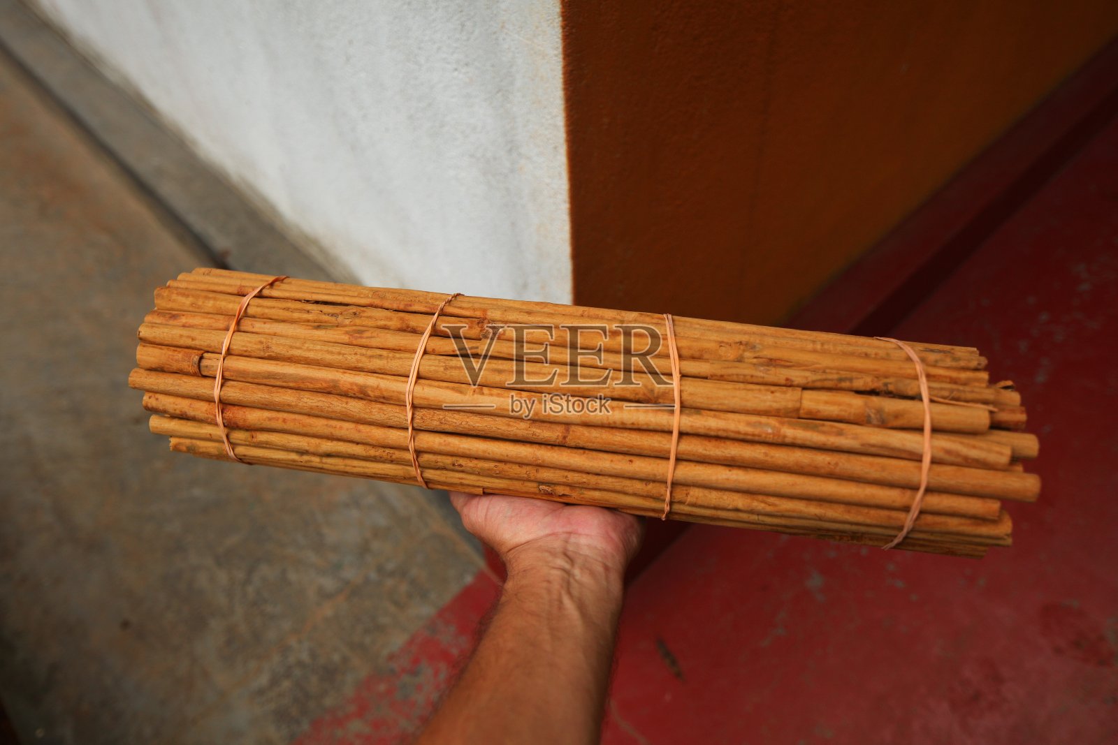 肉桂在斯里兰卡大包装照片摄影图片