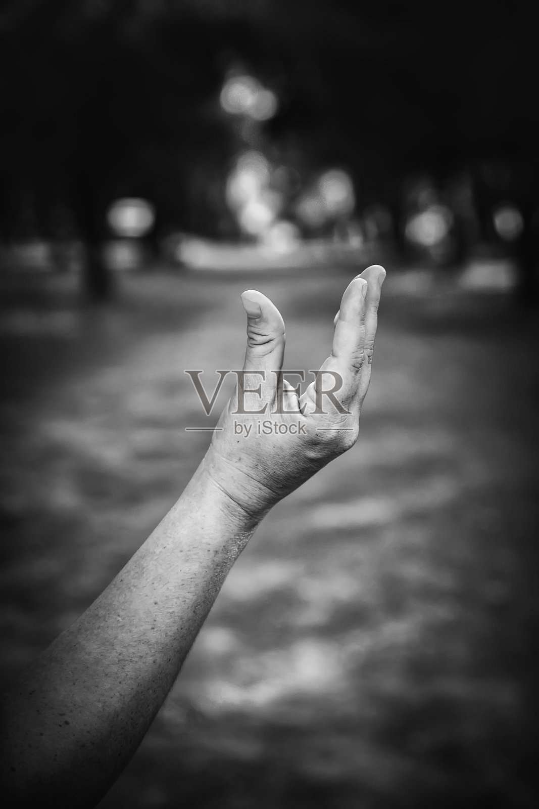 禅意交手照片摄影图片