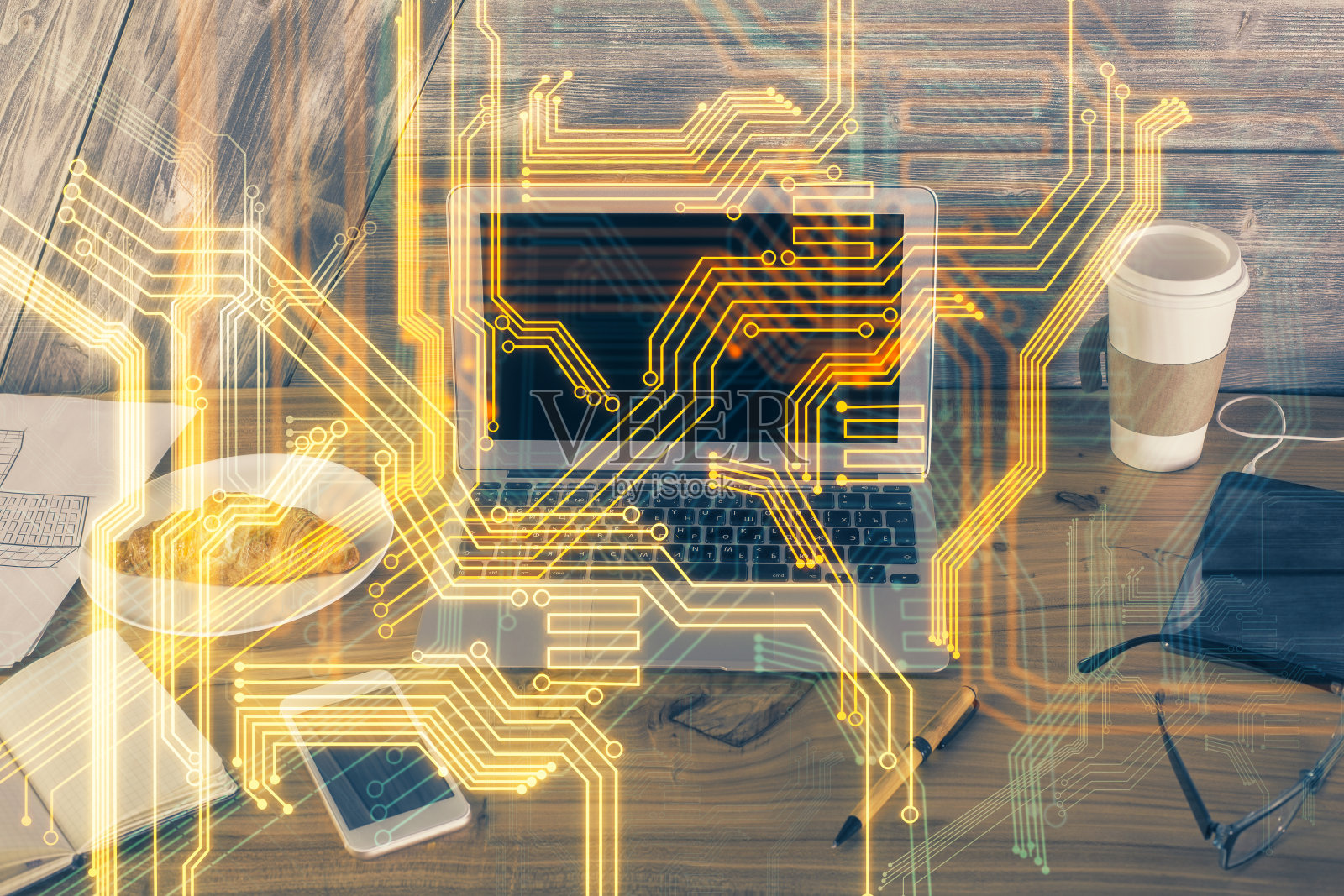 电脑在办公室的桌面与技术主题全息图。多接触。技术的概念。照片摄影图片