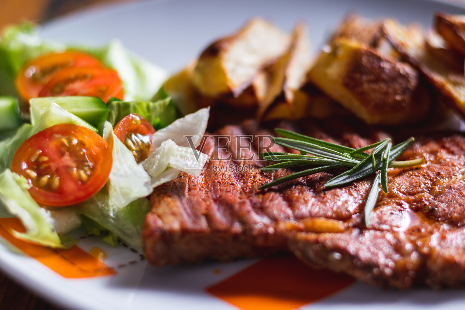 烤猪排照片摄影图片