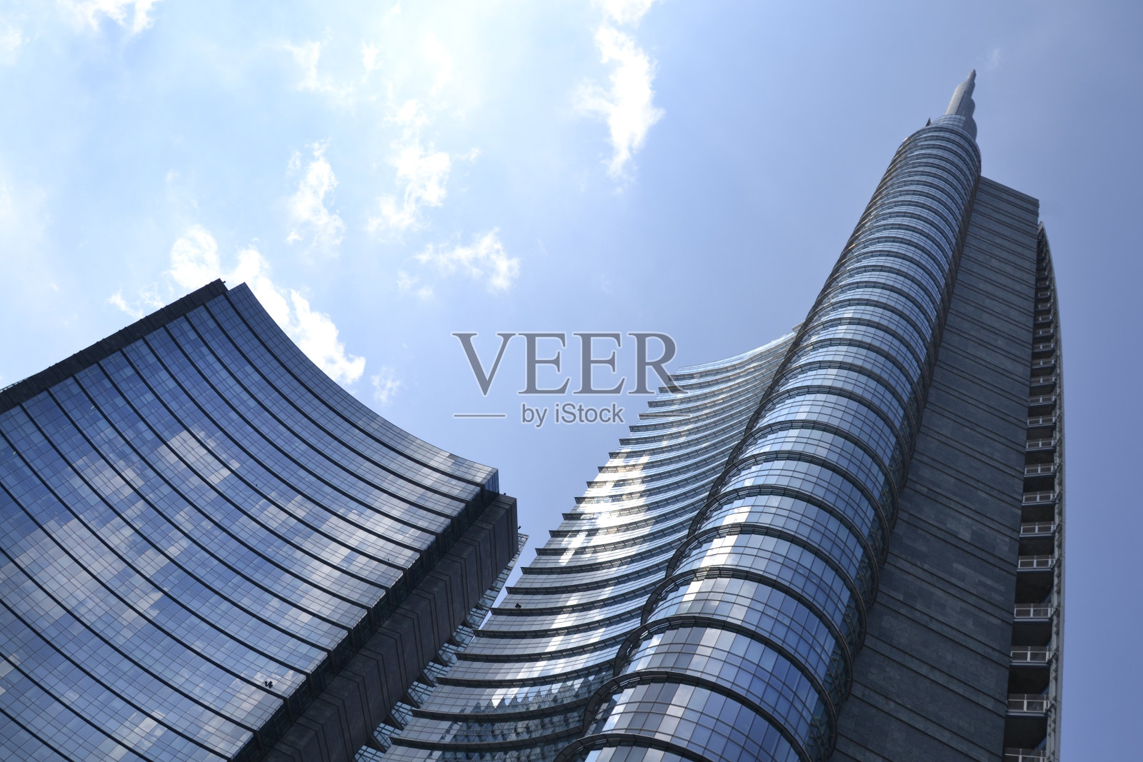 米兰的摩天大楼照片摄影图片