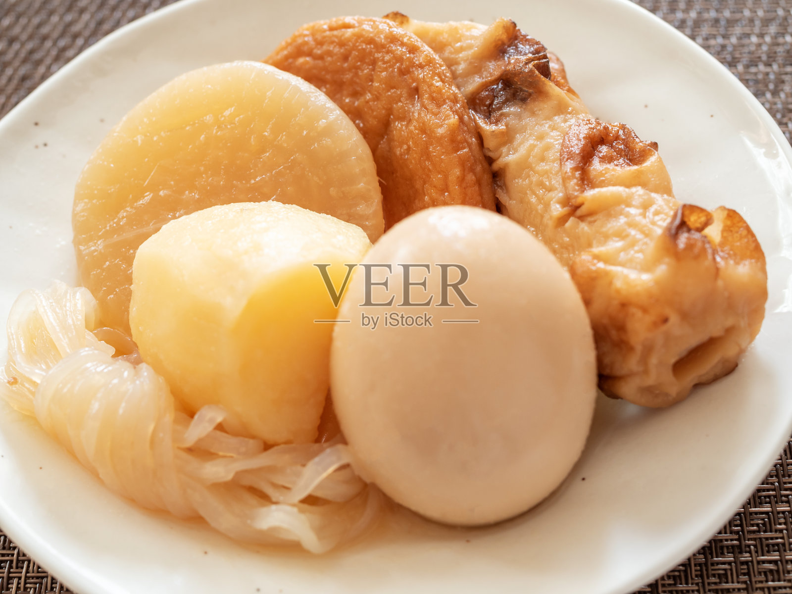 奥登(日本火锅)照片摄影图片