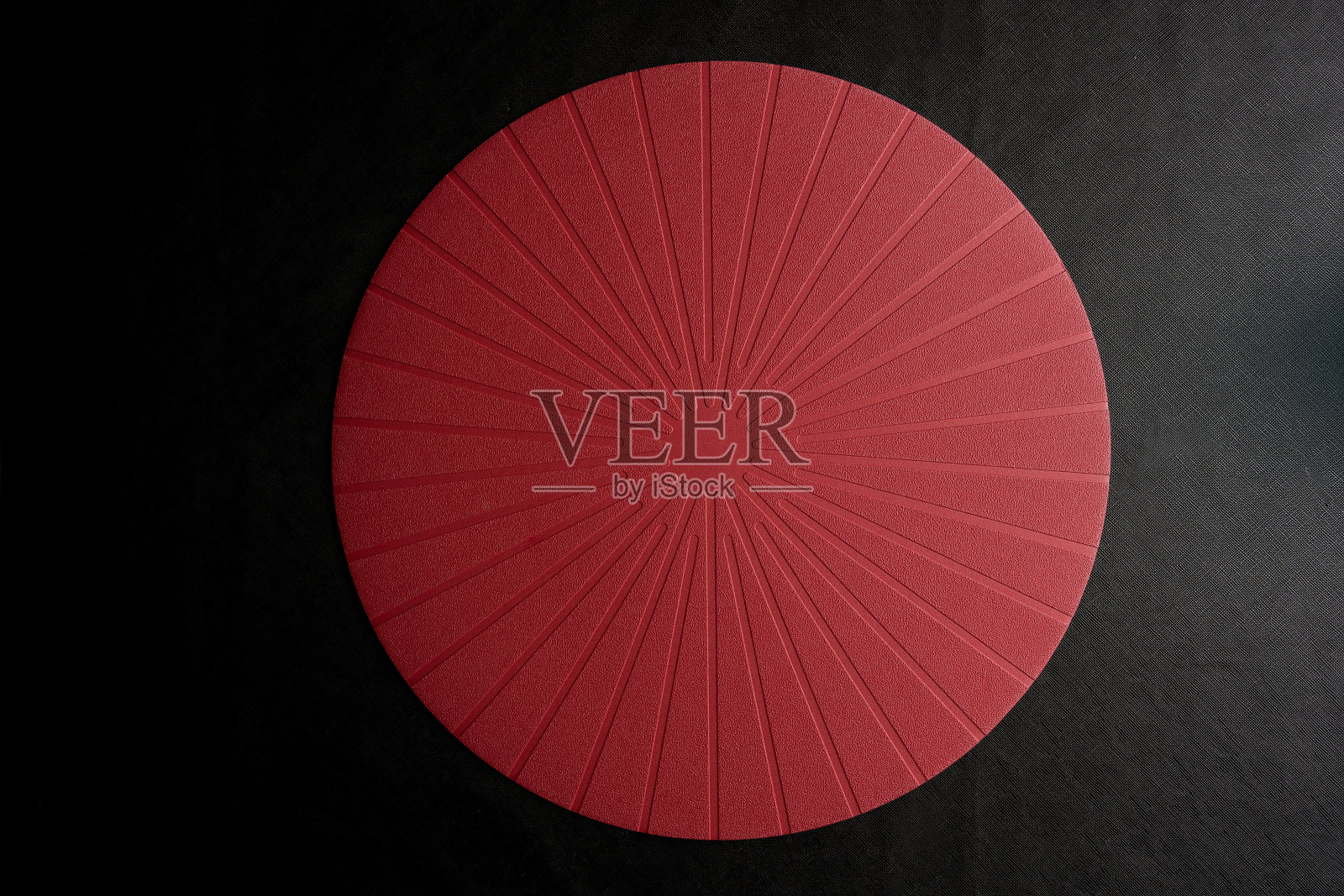 桌上空盘子照片摄影图片