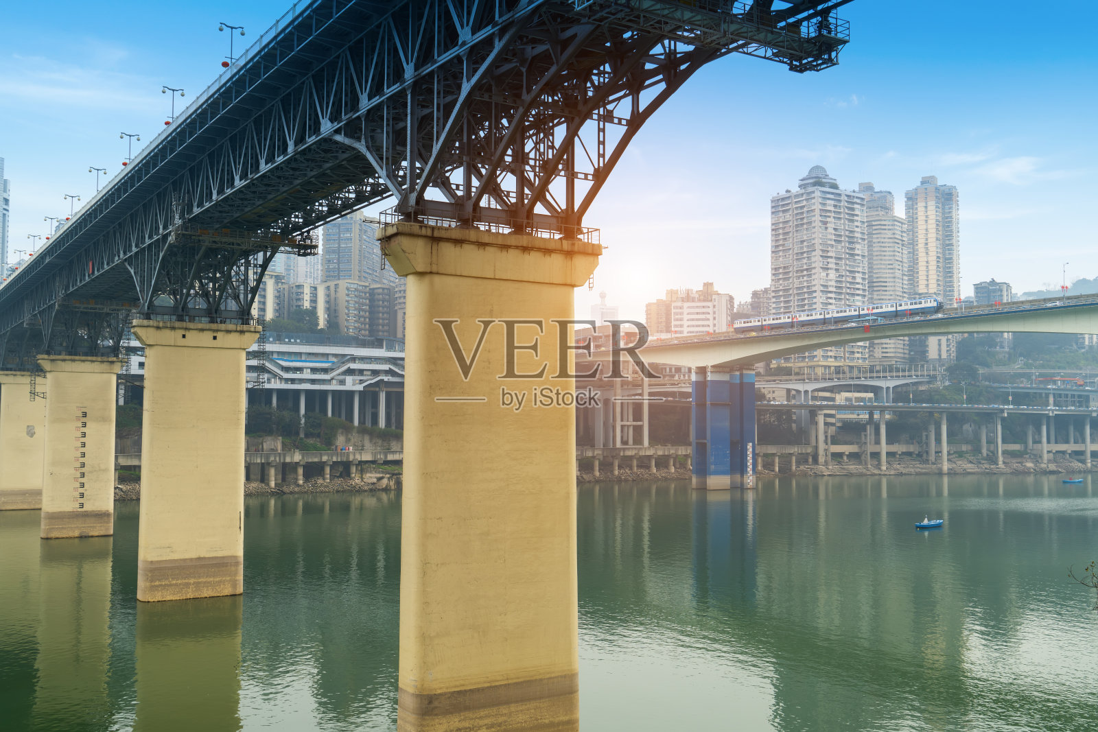 长江大桥和重庆城市风景照片摄影图片