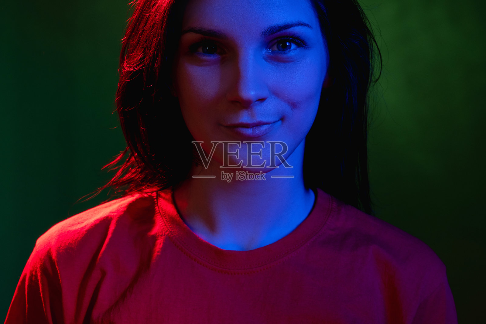 霓虹照女右积极态度照片摄影图片