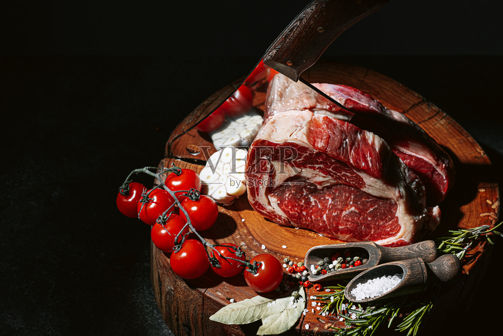 优质牛肉牛排照片摄影图片