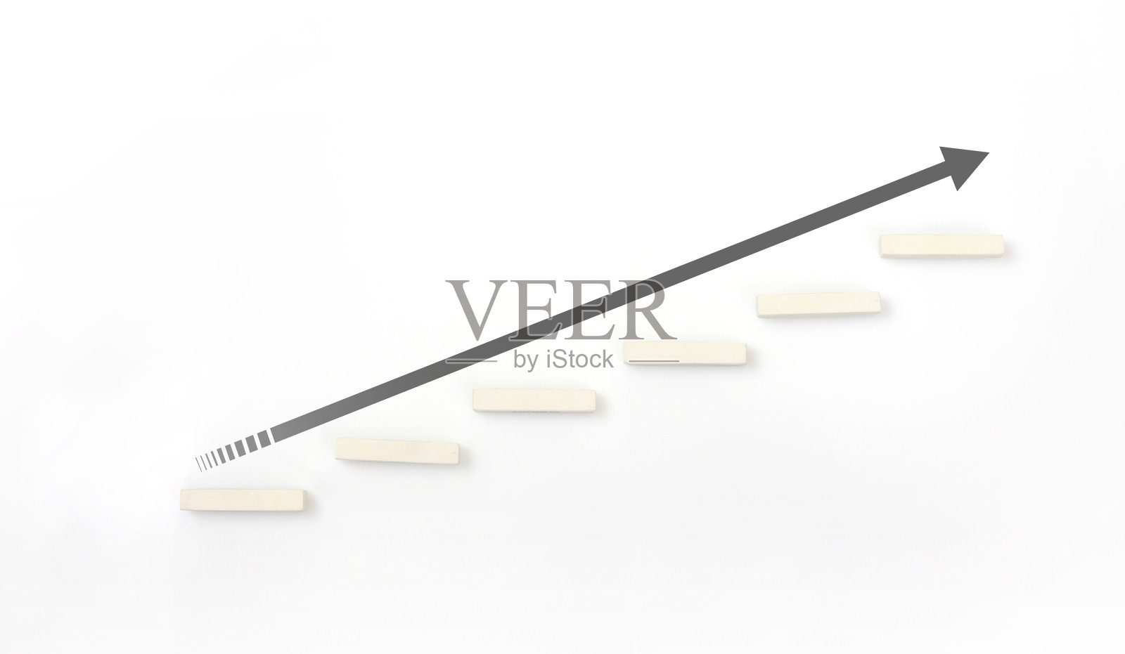 块堆叠，手扶阶梯。经营理念照片摄影图片