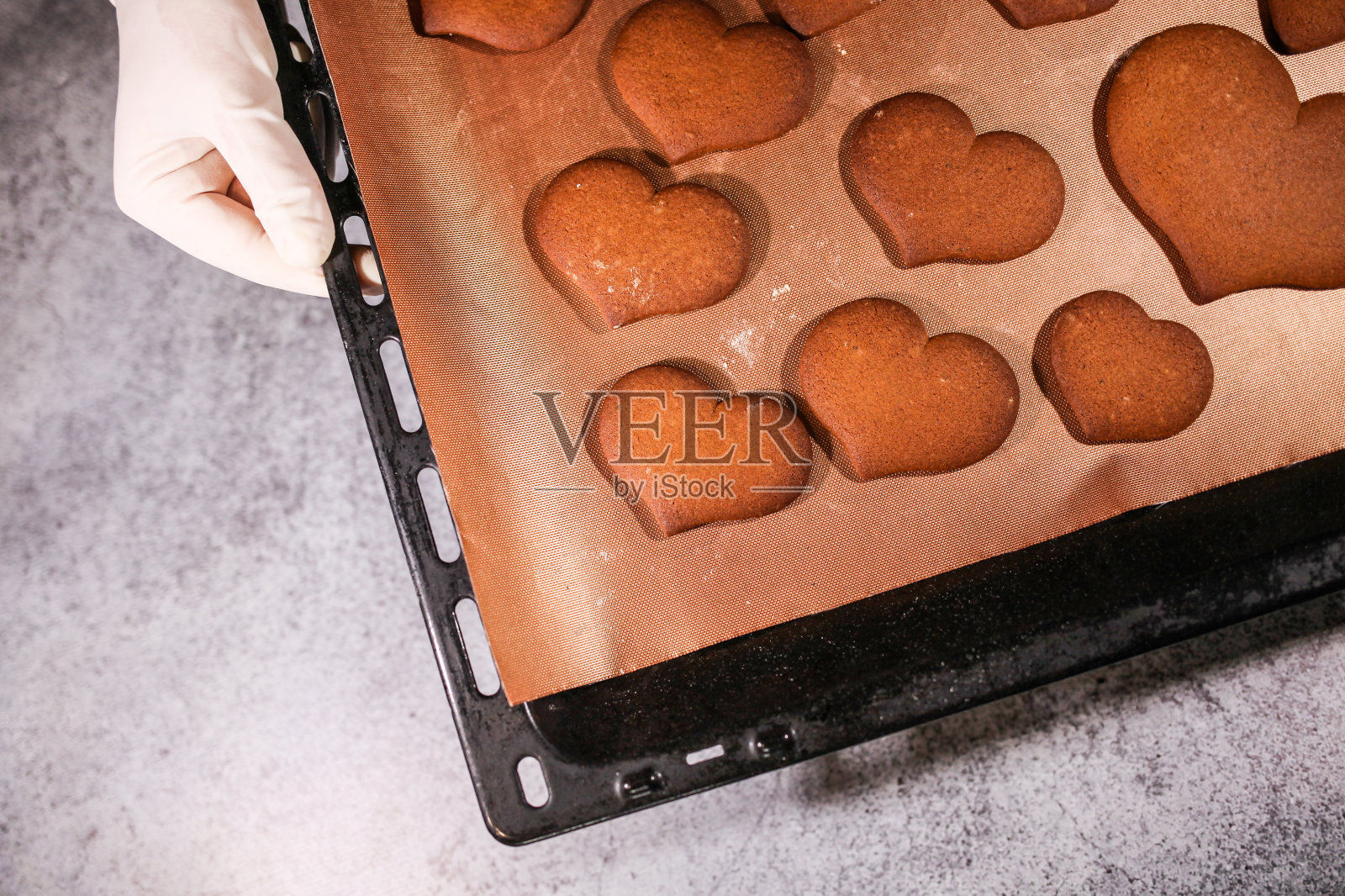 情人节自制姜饼。照片摄影图片