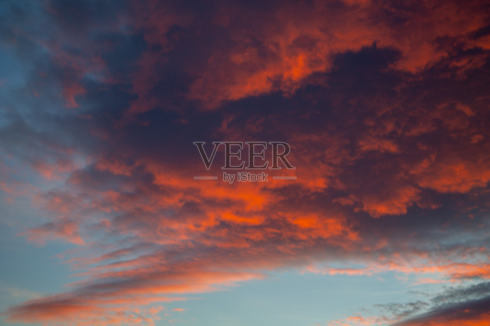 1月17日，西班牙蒙特罗斯埃斯皮诺萨大雪纷飞照片摄影图片