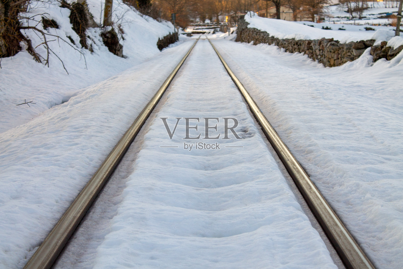 1月17日，西班牙埃斯皮诺萨下雪照片摄影图片