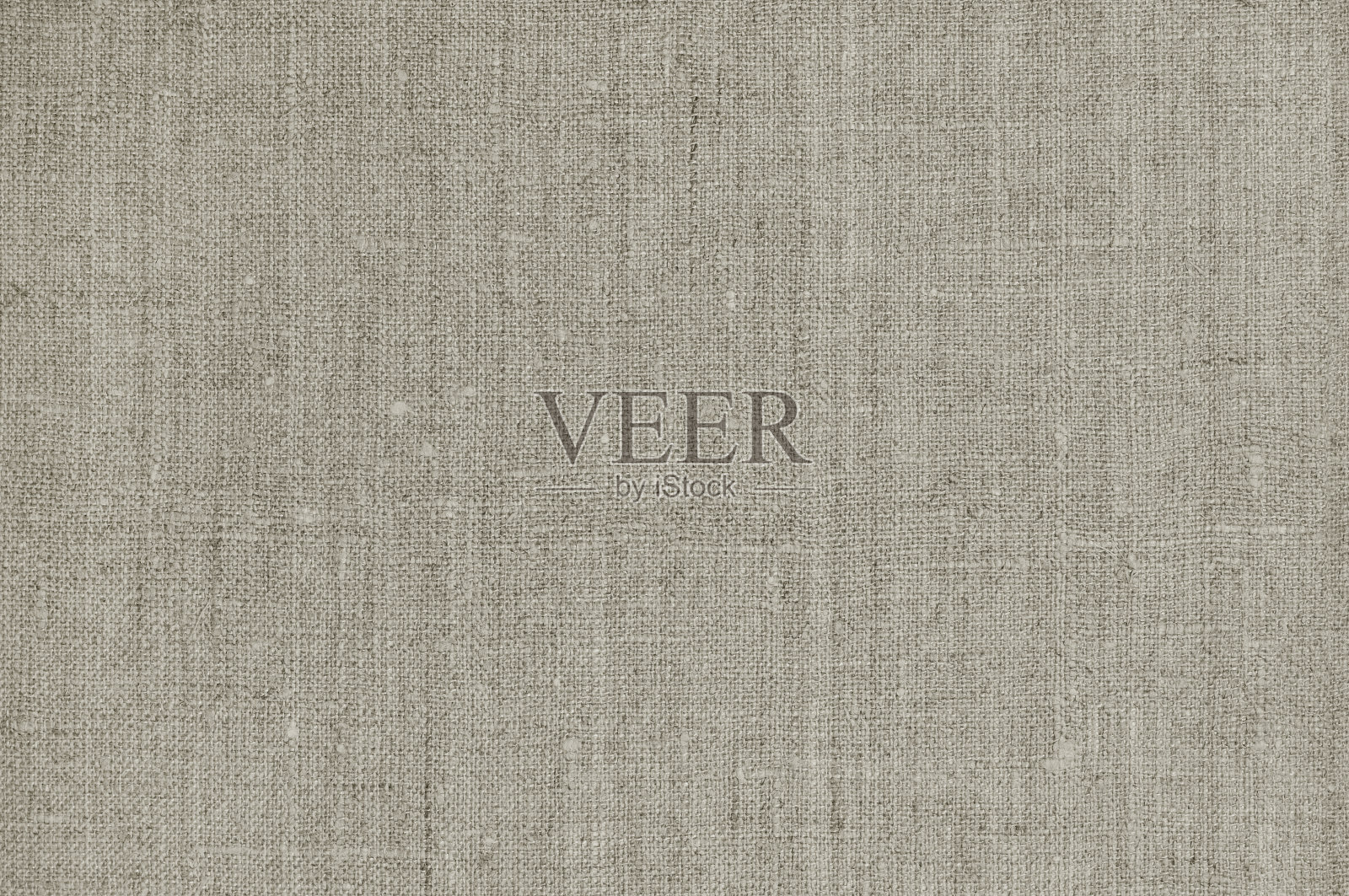 自然光线柔和的淡灰色灰褐色质朴的亚麻纤维亚麻织物样本纹理垂直格局，横向明亮粗糙详细的复古纺织品背景宏观特写，皱巴巴的纹理粗麻布帆布复制空间墙纸照片摄影图片