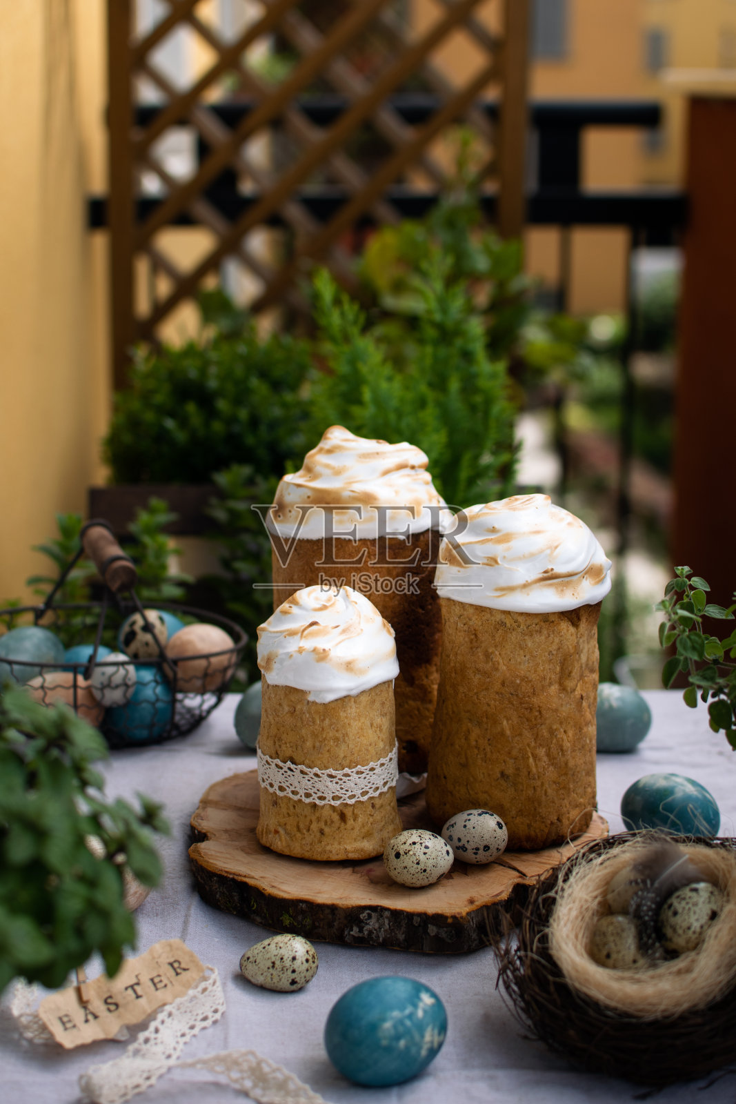 正统的库利希，复活节甜面包加葡萄干照片摄影图片