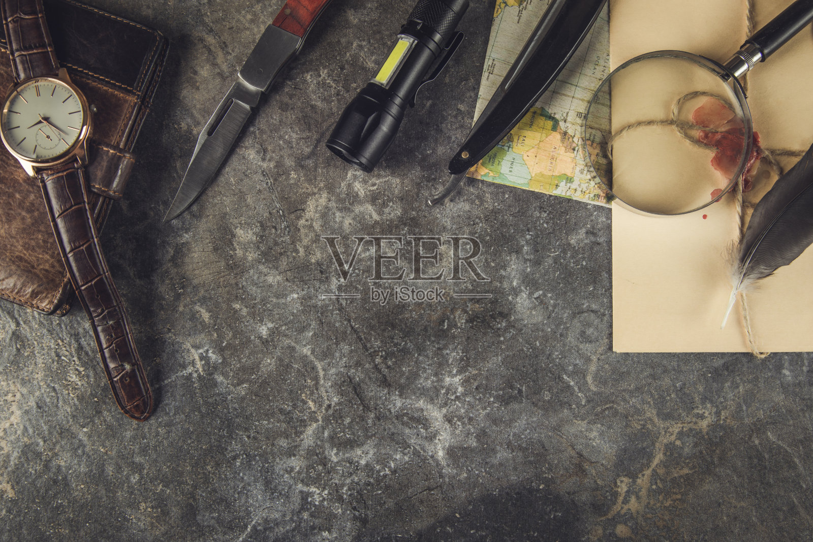 旅行用品和复古信件照片摄影图片