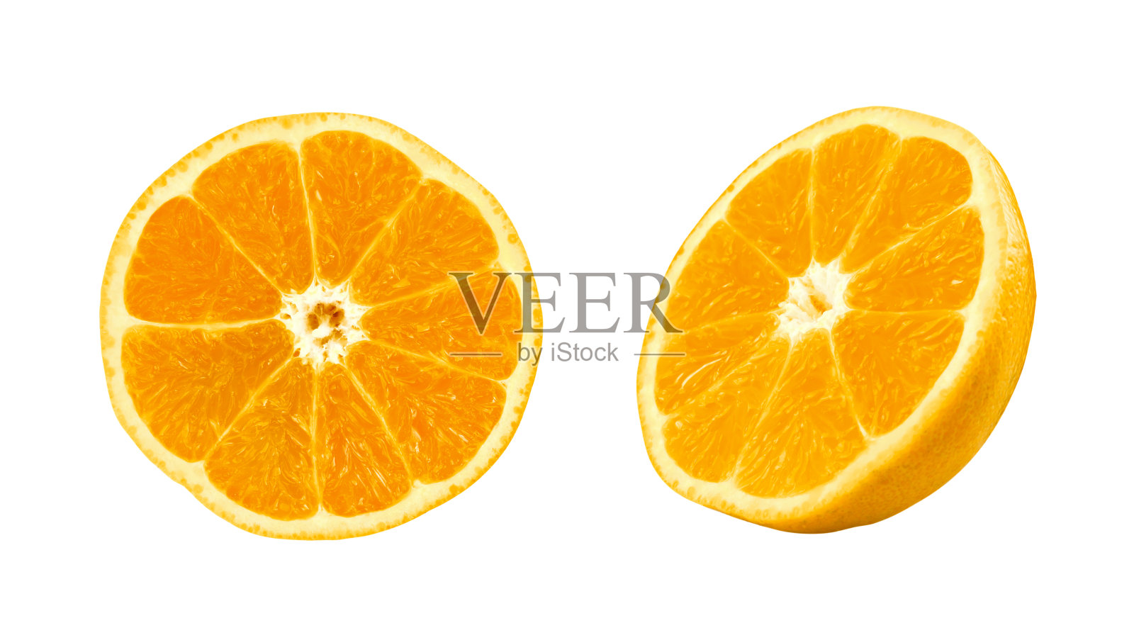 橙色水果切成两半，孤立在白色背景上。剪切路径照片摄影图片