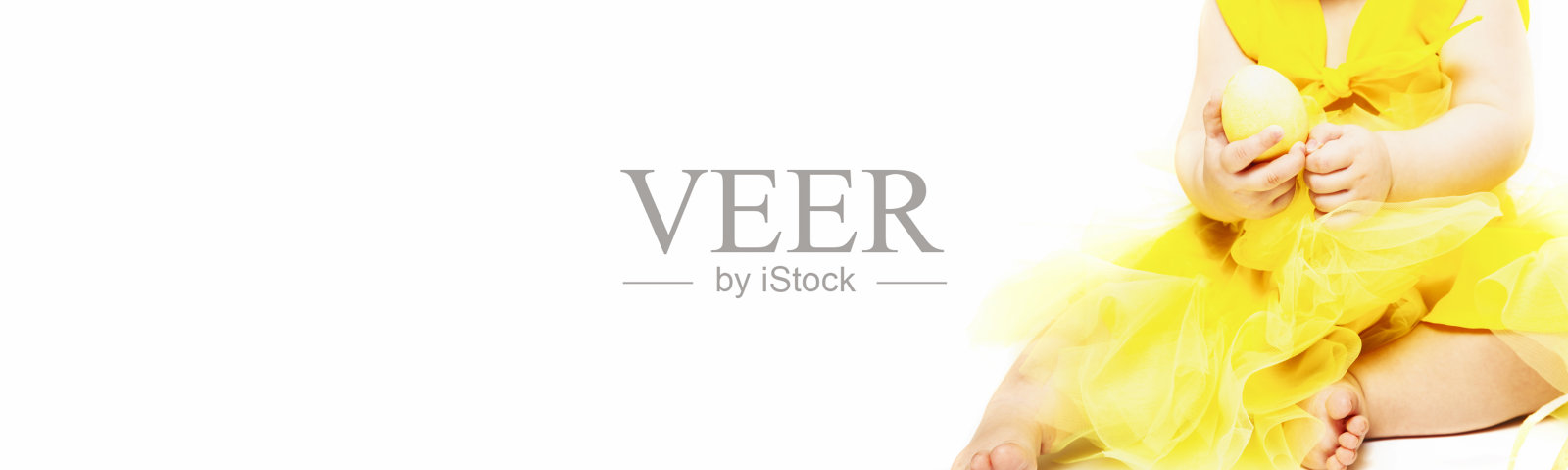 复活节彩蛋和宝宝照片摄影图片