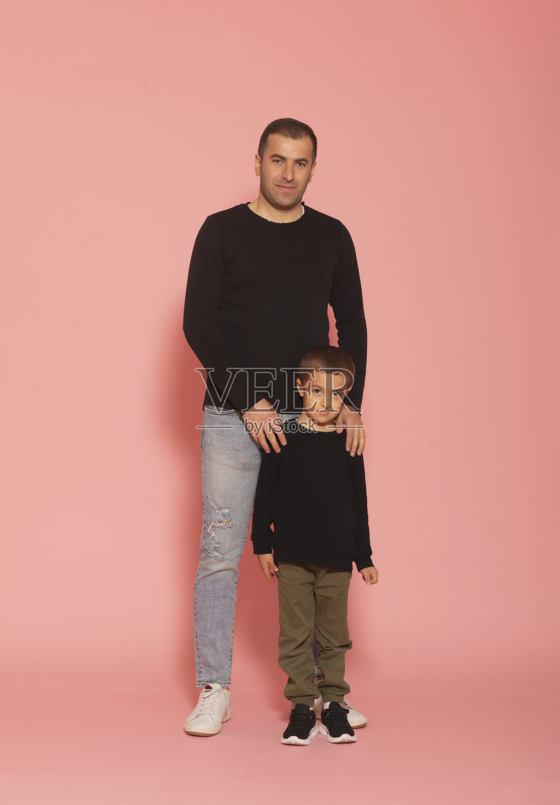 父亲和孩子。照片摄影图片