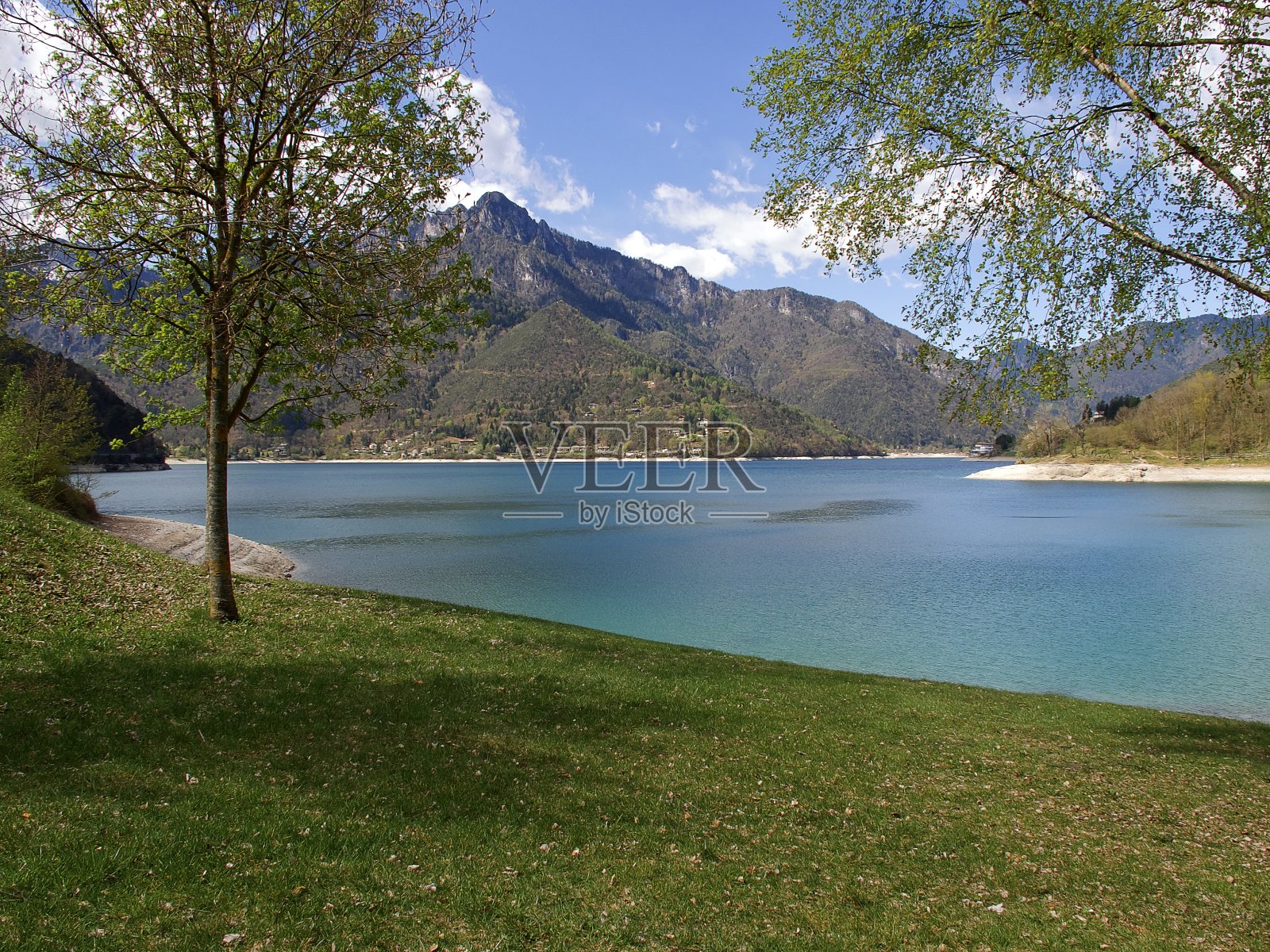 莱德罗湖照片摄影图片