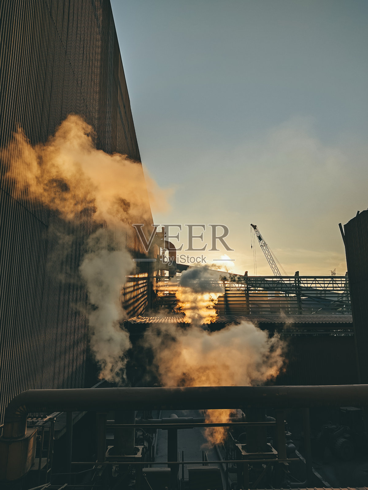 日落蒸汽照片摄影图片