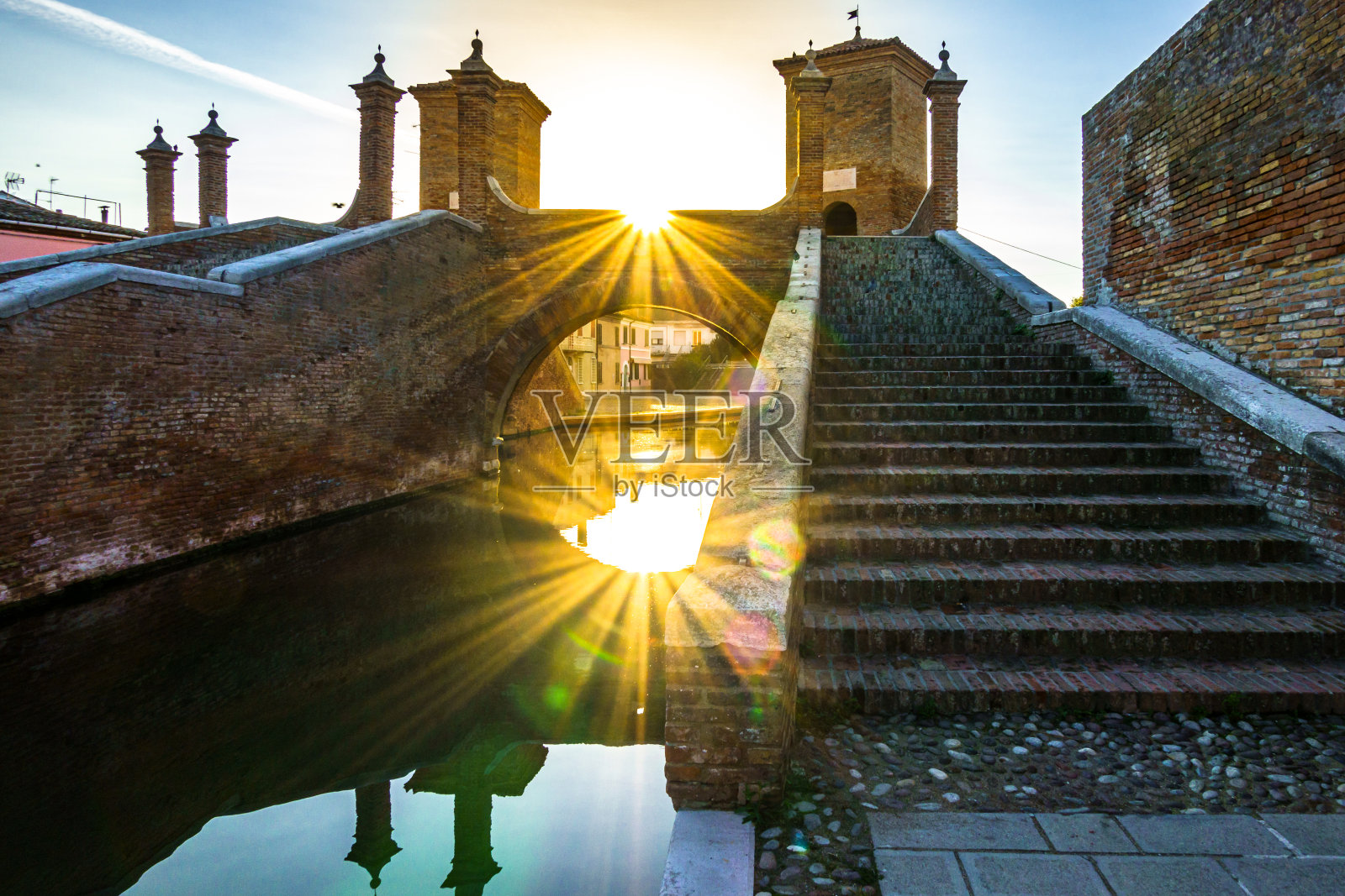 意大利科马基奥著名的特勒庞蒂桥照片摄影图片