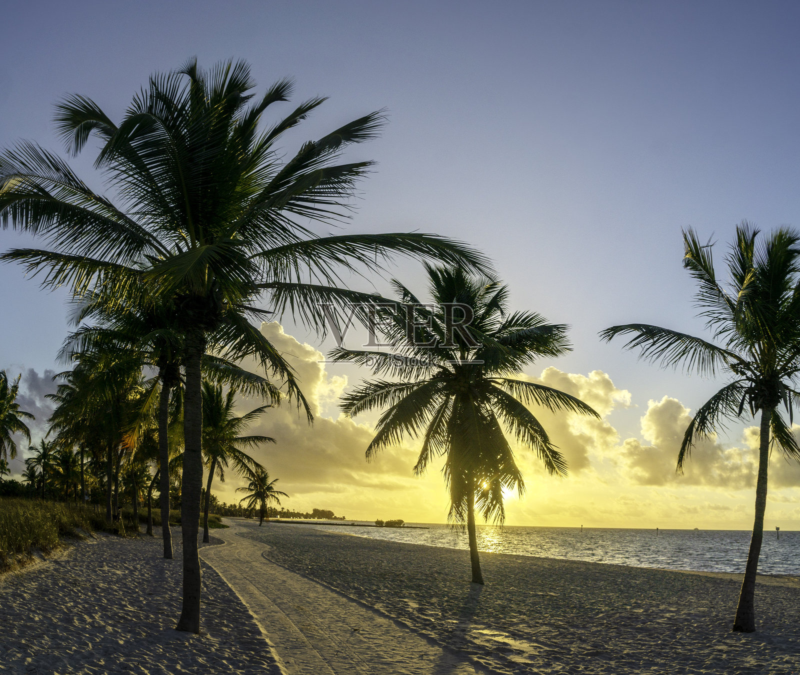 基韦斯特日出的HDR照片摄影图片