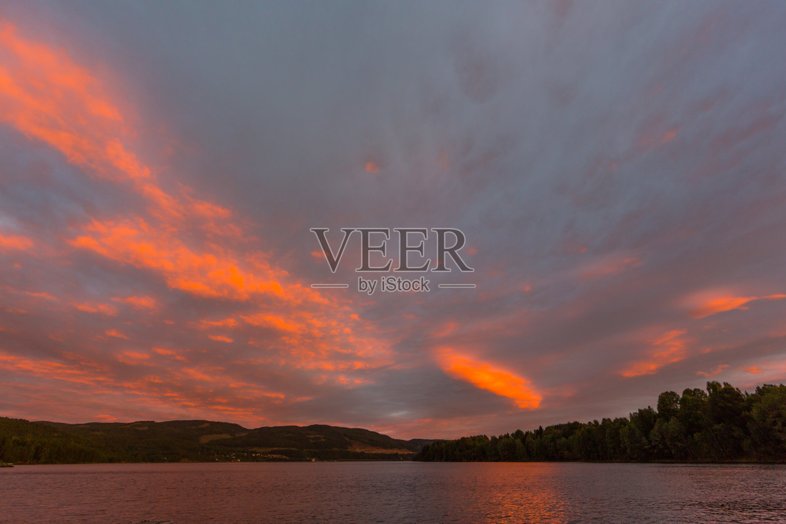 挪威Mjosa湖上的美丽景色照片摄影图片