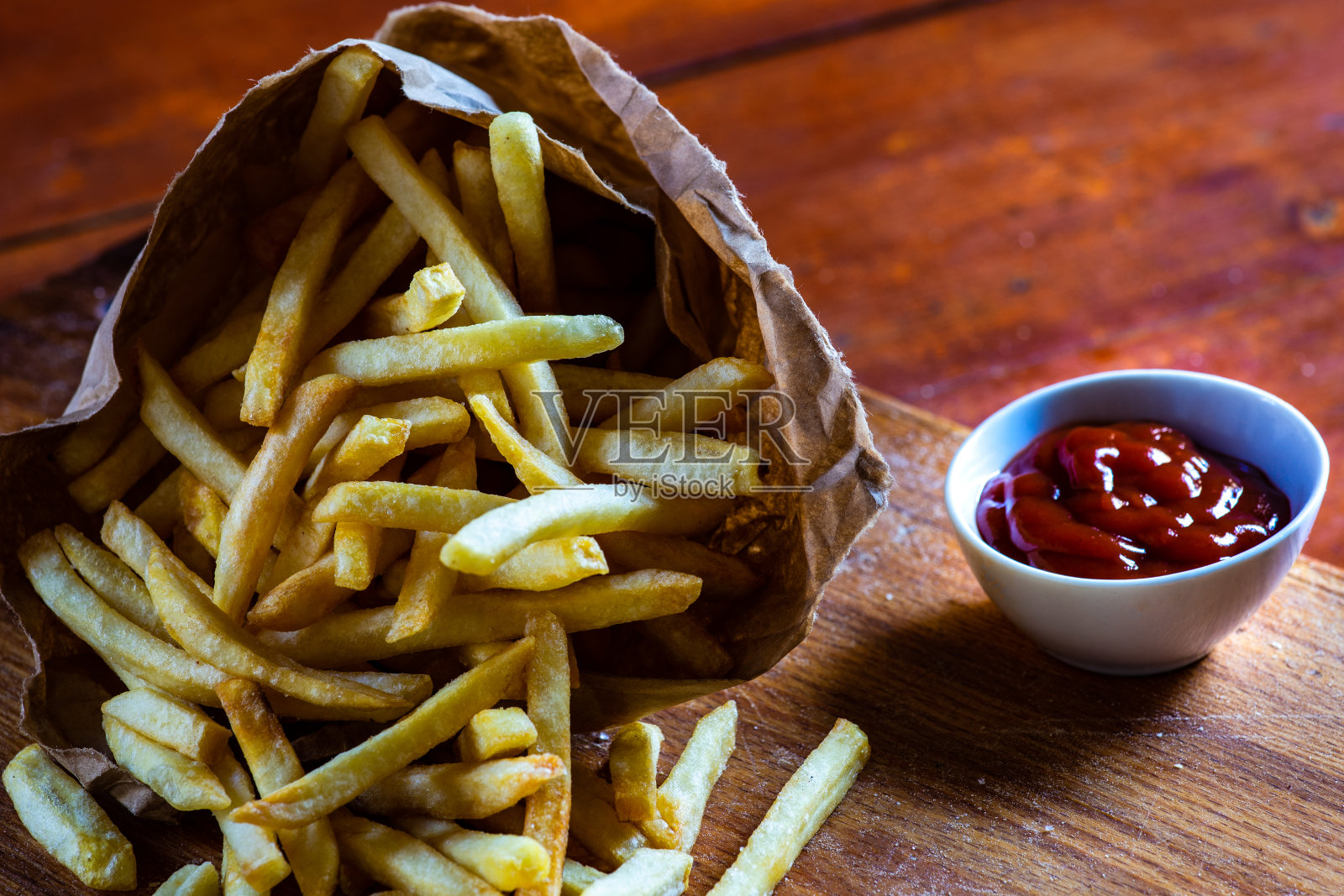 炸薯条和番茄酱照片摄影图片