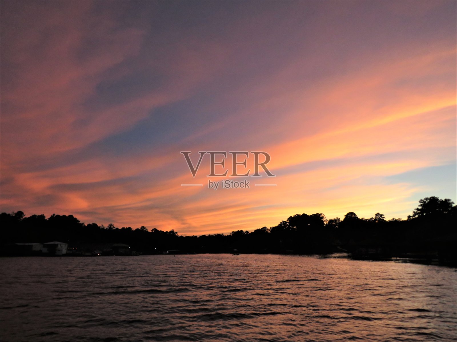 辛克莱黄昏湖照片摄影图片