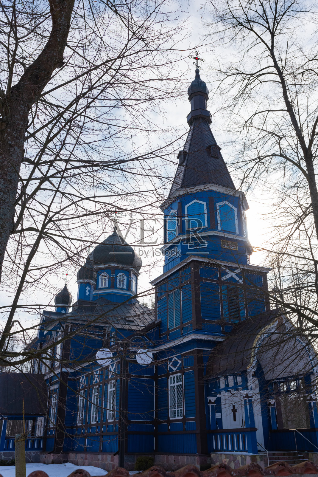 波兰波德拉西Puchly村的保护圣母的木制东正教教堂照片摄影图片