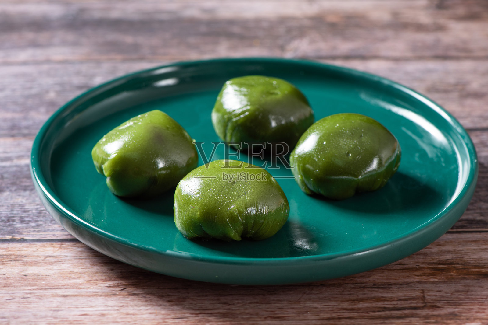 中国青梅汤圆，清明果照片摄影图片