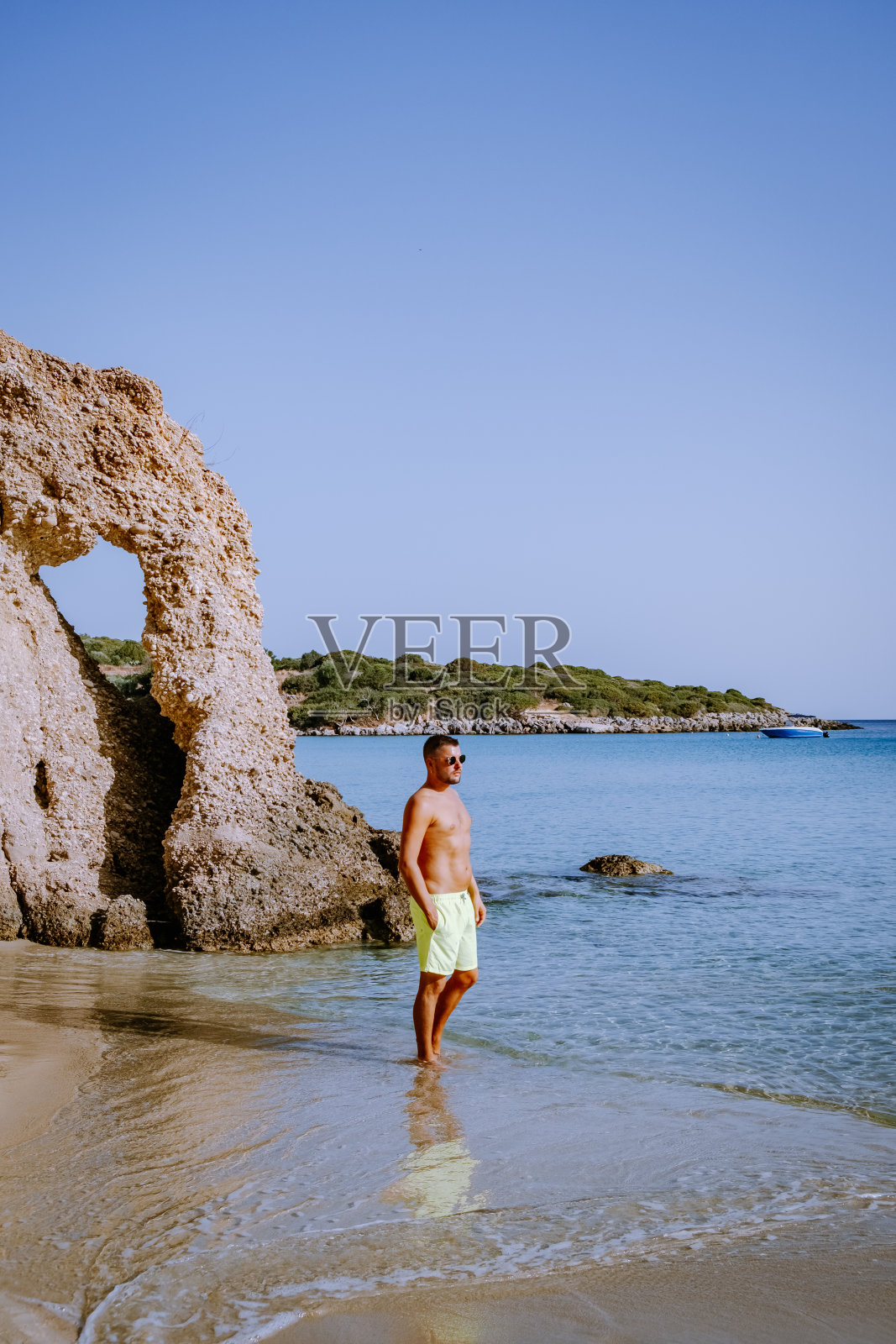 位于希腊克里特岛伊斯特龙的Voulisma海滩的热带海滩照片摄影图片